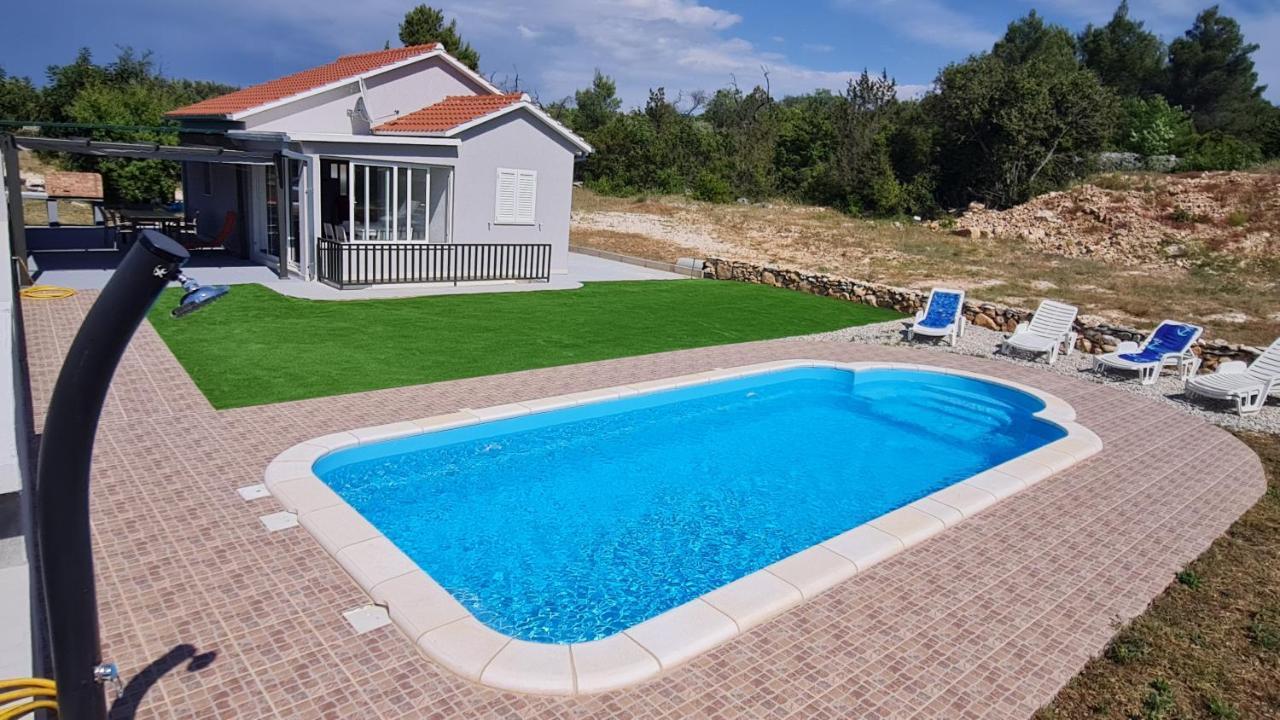 Nane Garden House With Heated Pool Villa Mirca  Exterior photo